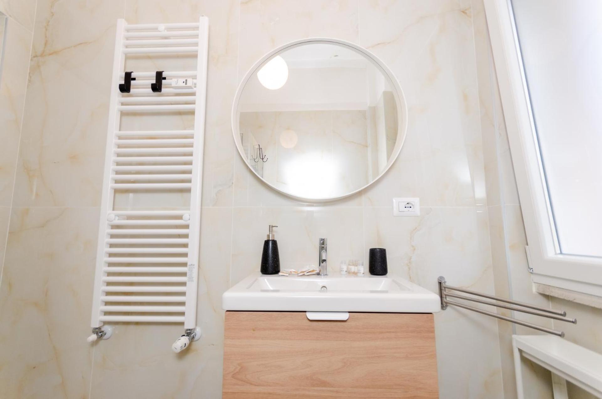 Vivimi Home Fiordalisi Stile & Comfort Vicino Metro Милан Экстерьер фото